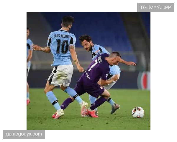 佛罗伦萨后防数据亮眼，新赛季防线稳固助力球队竞争力稳步提升